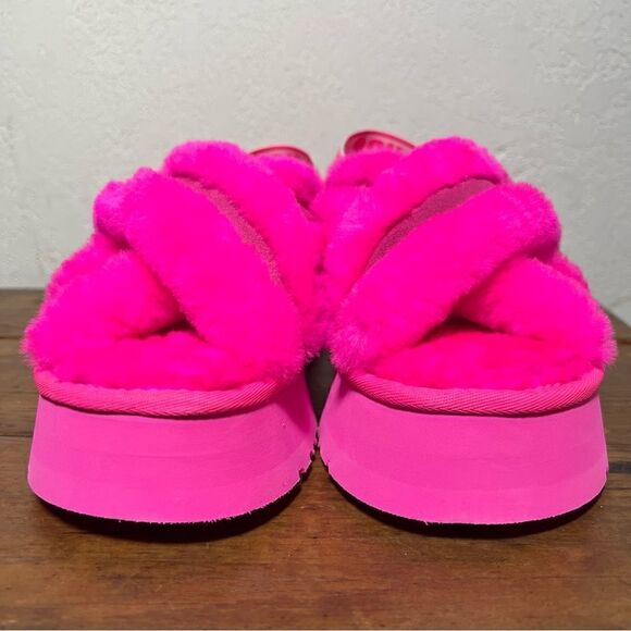 UGG Disco Cross Slide Slippers in Taffy Pink 7 - Picture 2 of 11